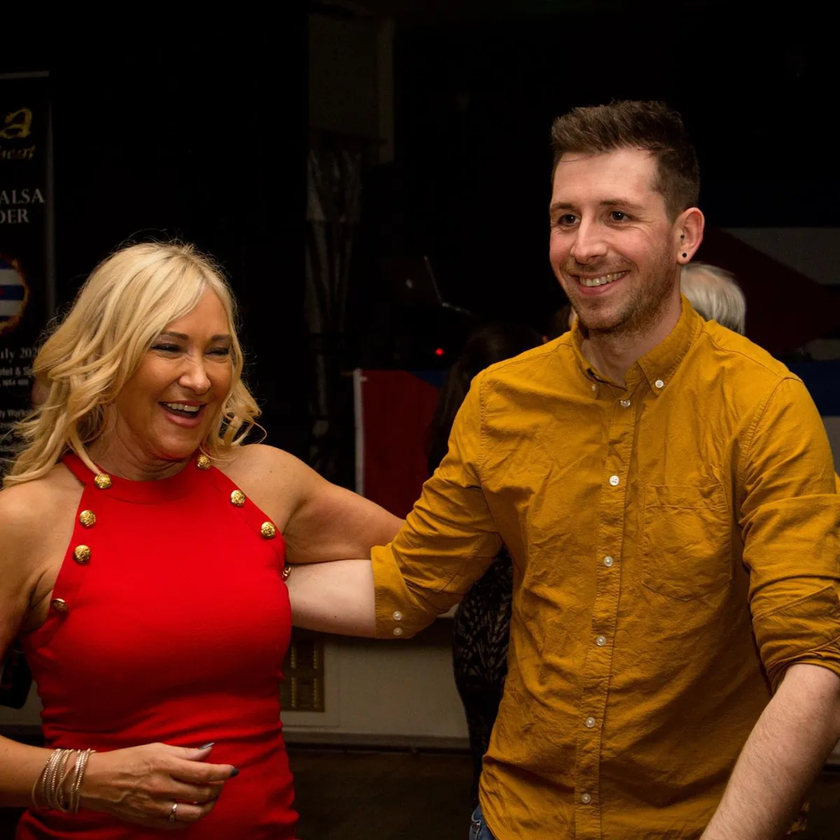 Salsa feel the heat party night 40