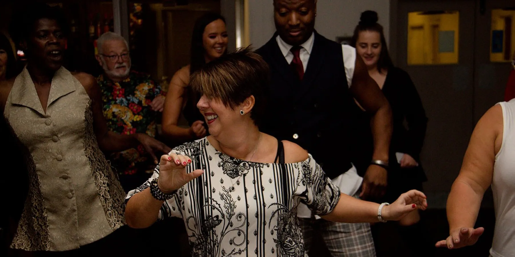 Sue 2019 10 12 salsa feel the heat october party 45